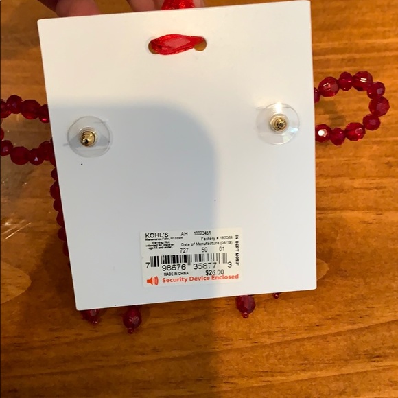 NWT holiday bow earrings - Picture 3 of 3